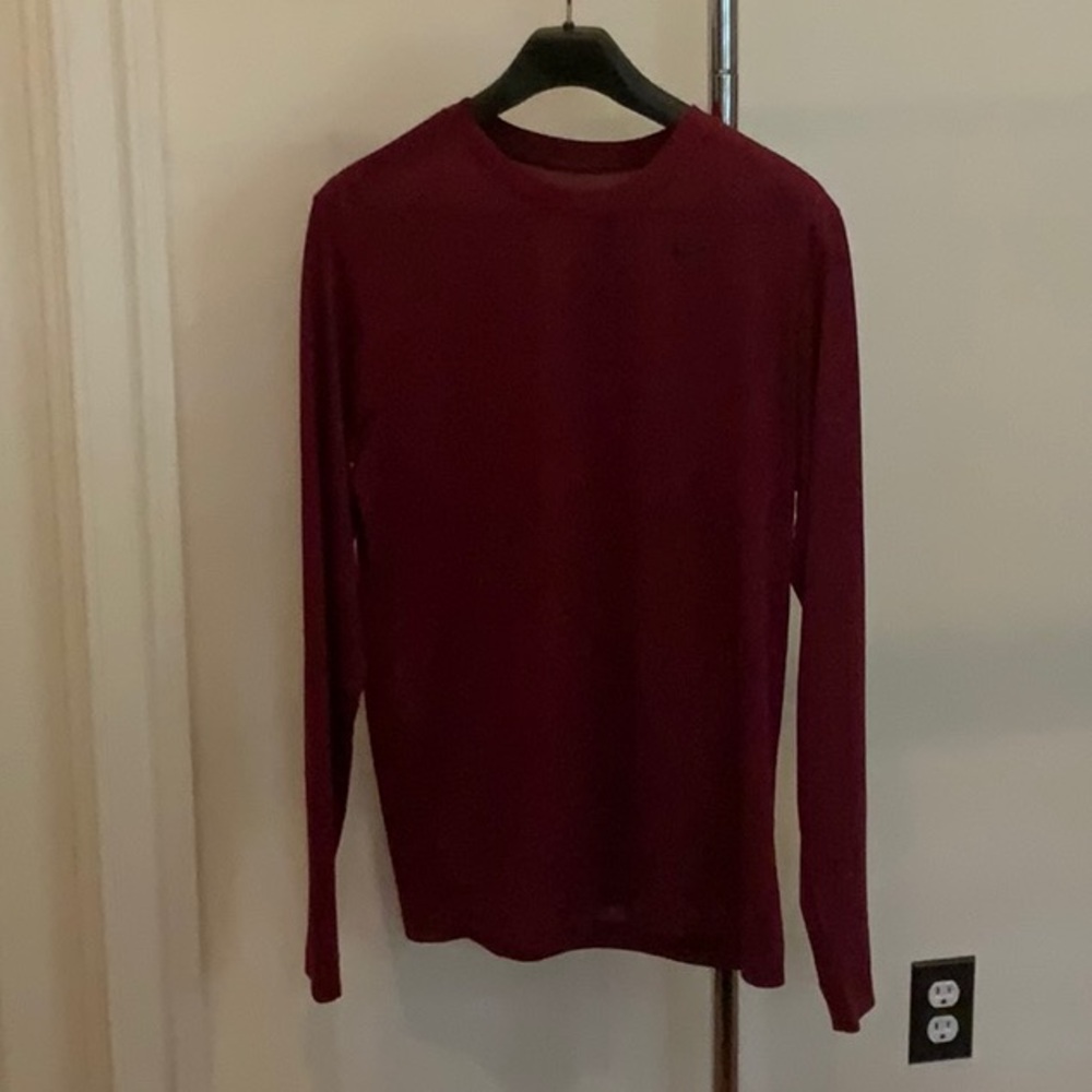 The Nike Tee - Burgundy Dri-Fit